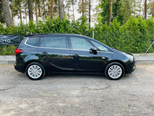 Opel Zafira C, 7 мест, 2015 г.