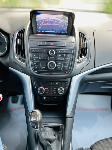 Opel Zafira C, 7 мест, 2015 г.