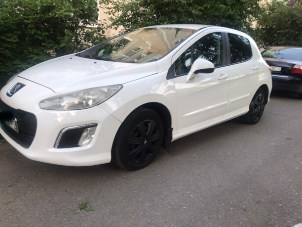 Peugeot 308 T7 · Рестайлинг, 2012 г.