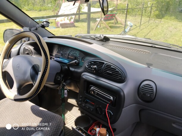 Dodge Caravan III, 7 мест, 1998 г.