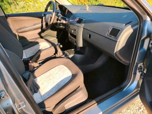 Skoda Fabia 6Y · Рестайлинг, 2002 г.