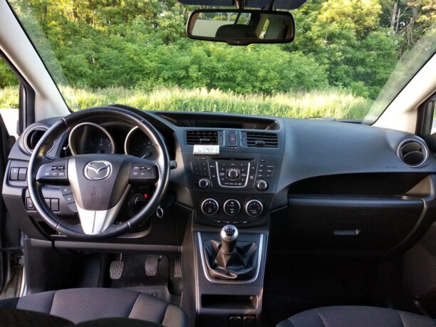 Mazda 5 II, 7 мест, 2012 г.
