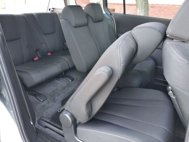 Mazda 5 II, 7 мест, 2012 г.
