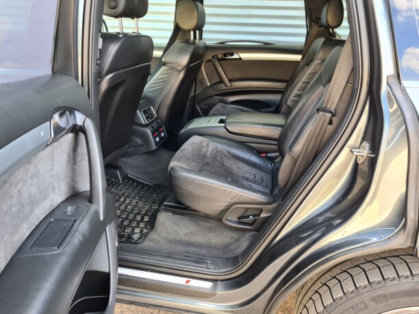 Audi Q7 4L, 7 мест, 2008 г.