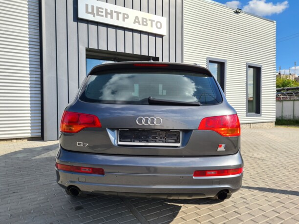 Audi Q7 4L, 7 мест, 2008 г.