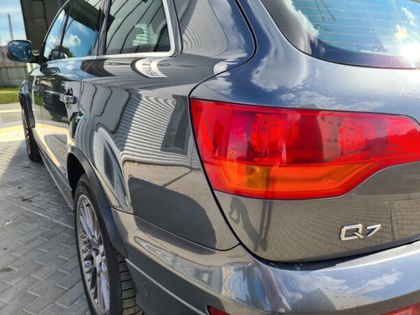 Audi Q7 4L, 7 мест, 2008 г.