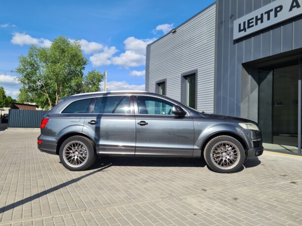 Audi Q7 4L, 7 мест, 2008 г.