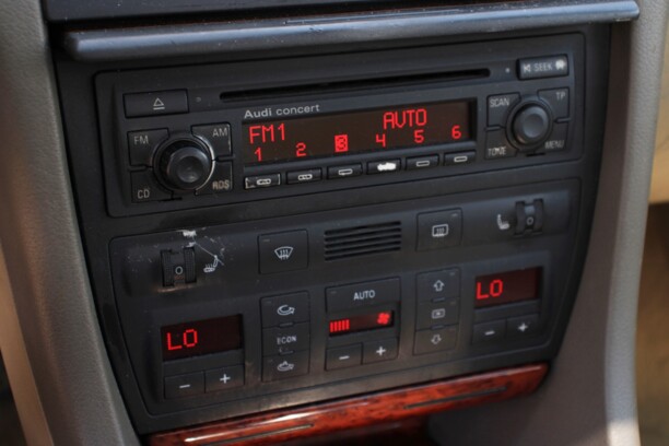 Audi A6 C5 · Рестайлинг, 2001 г.