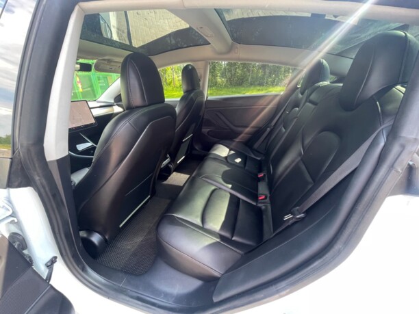 Tesla Model 3, 2020 г.