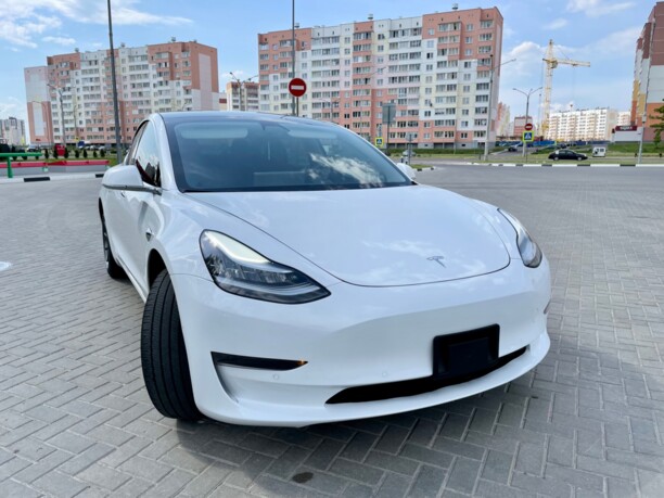 Tesla Model 3, 2020 г.
