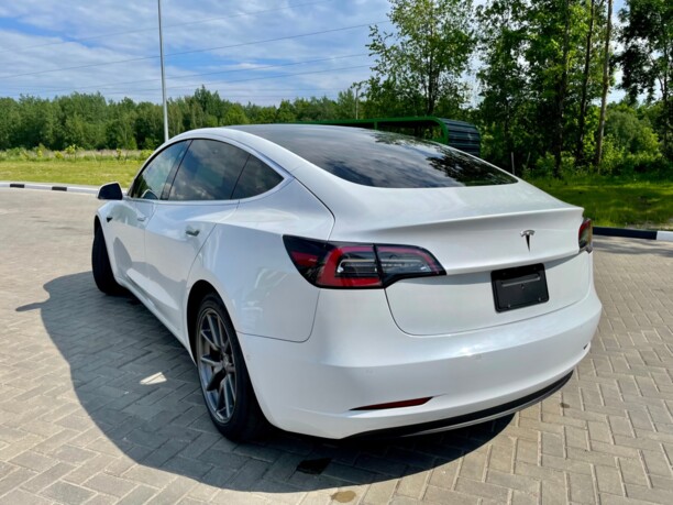 Tesla Model 3, 2020 г.