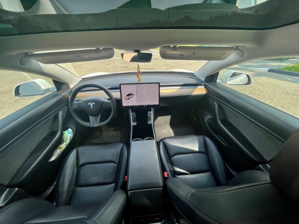 Tesla Model 3, 2020 г.