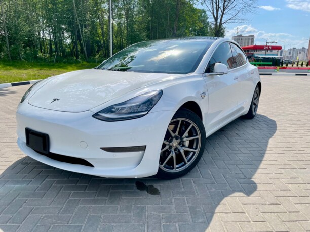 Tesla Model 3, 2020 г.
