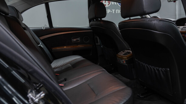 BMW 7 серия E65, 2004 г.