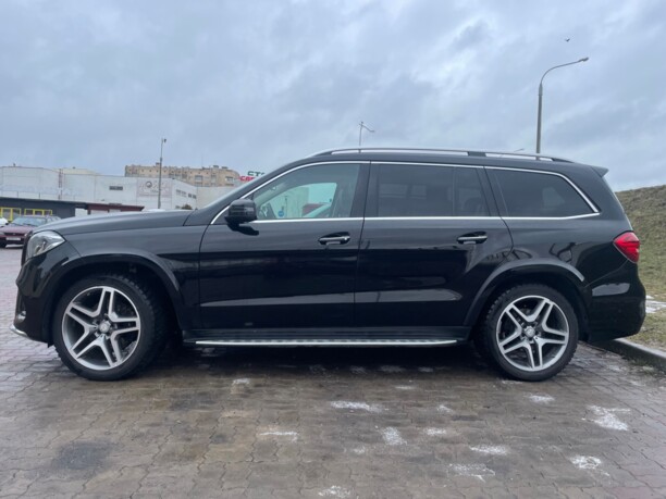 Mercedes-Benz GLS X166, 7 мест, 2016 г.