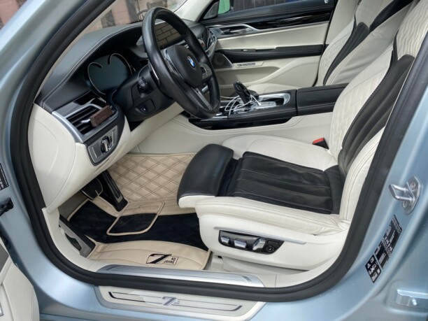 BMW 7 серия G11, 2017 г.