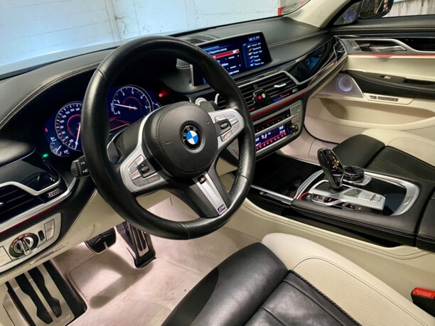BMW 7 серия G11, 2017 г.