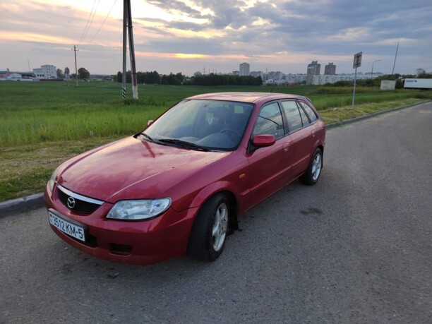 Mazda 323F, 1999 г.