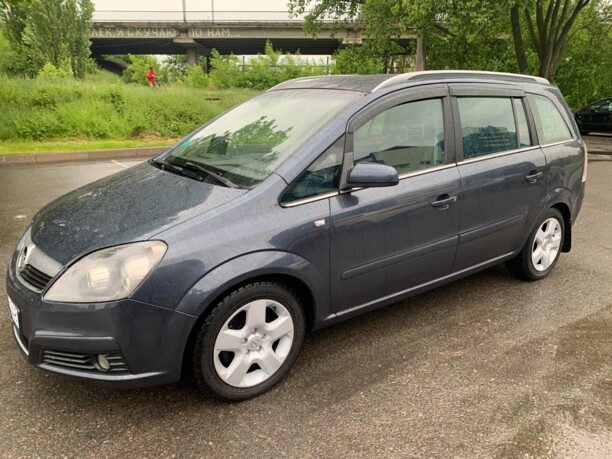 Opel Zafira B, 7 мест, 2006 г.