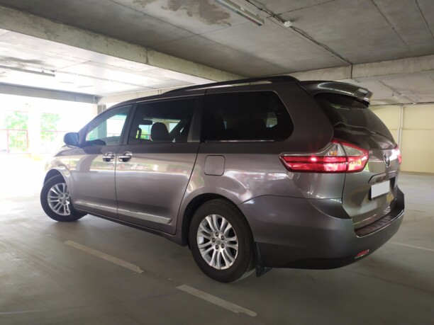 Toyota Sienna III (XL30) · Рестайлинг, 7 мест, 2016 г.