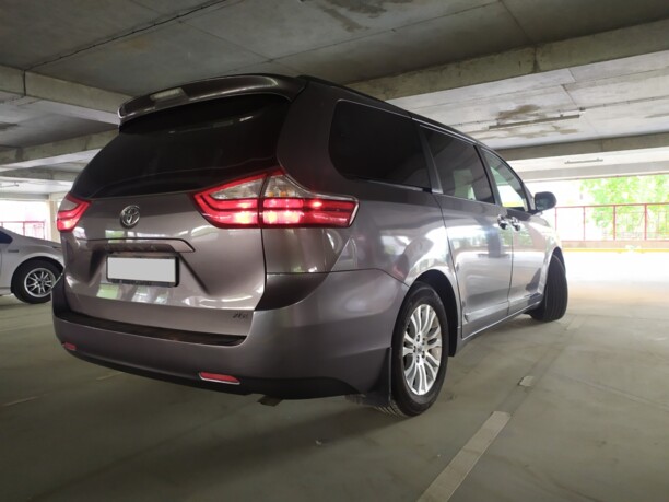 Toyota Sienna III (XL30) · Рестайлинг, 7 мест, 2016 г.