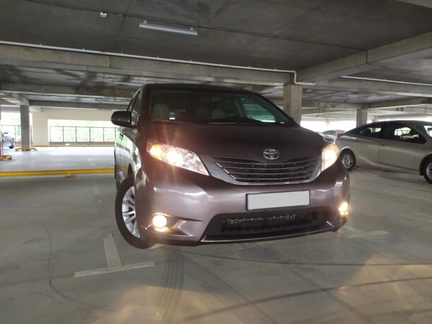 Toyota Sienna III (XL30) · Рестайлинг, 7 мест, 2016 г.