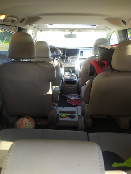 Toyota Sienna III (XL30) · Рестайлинг, 7 мест, 2016 г.