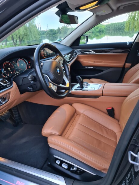 BMW 7 серия G11, 2016 г.