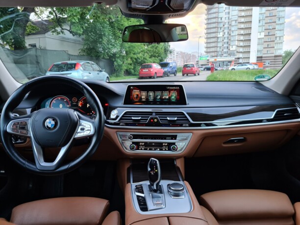 BMW 7 серия G11, 2016 г.