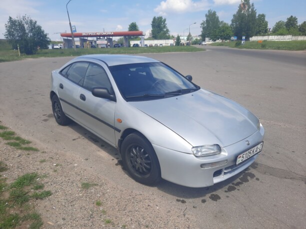 Mazda 323F, 1998 г.
