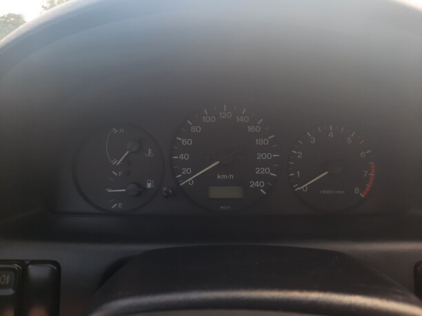 Mazda 323F, 1998 г.