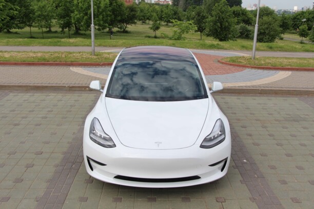 Tesla Model 3, 2018 г.