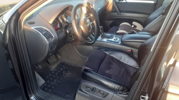 Audi Q7 4L, 7 мест, 2006 г.