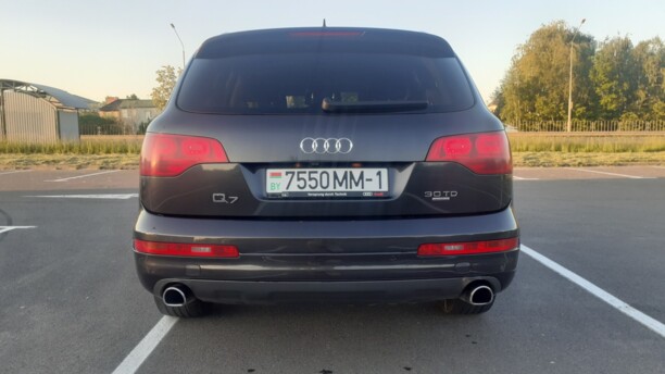 Audi Q7 4L, 7 мест, 2006 г.