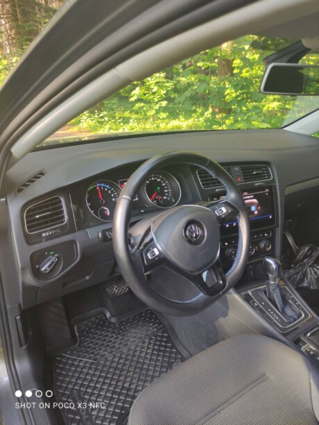 Volkswagen e-Golf VII · Рестайлинг, 2018 г.