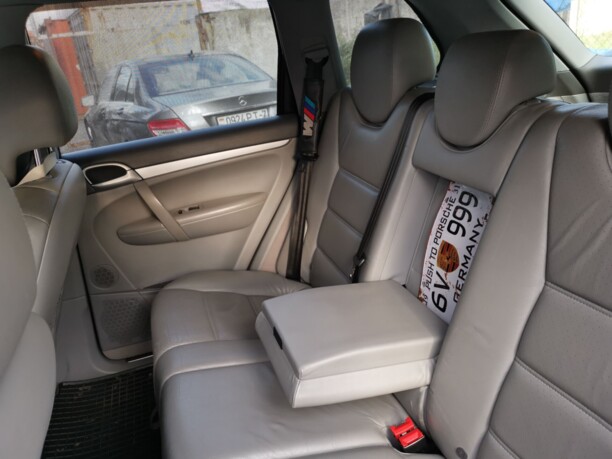Porsche Cayenne 955, 2004 г.