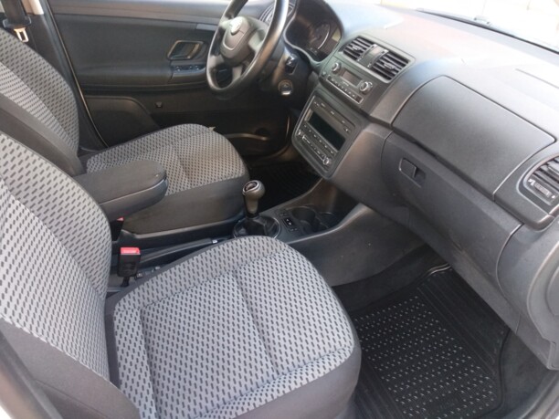 Skoda Fabia 5J · Рестайлинг, 2011 г.