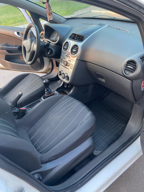 Opel Corsa D, 2008 г.