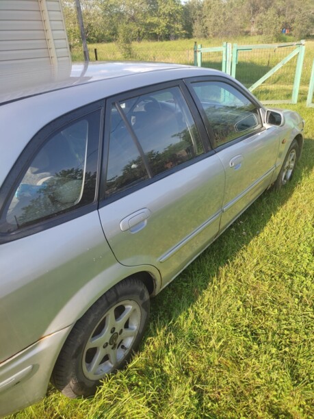 Mazda 323F, 1998 г.