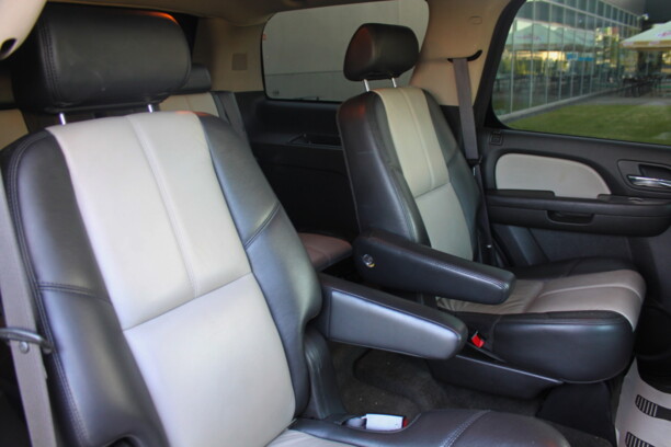 Chevrolet Tahoe GMT900, 7 мест, 2008 г.