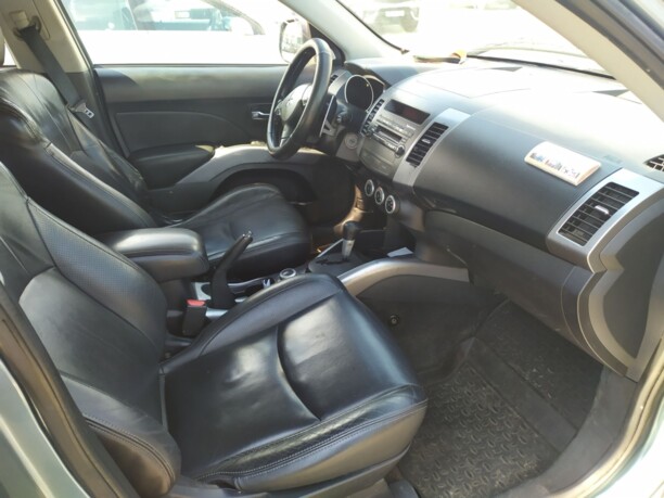 Mitsubishi Outlander XL, 2007 г.