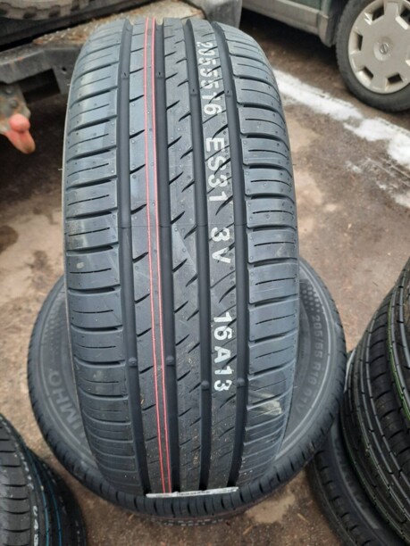 Легковые шины Kumho Ecoving ES31 195/65 R15 4 шт.