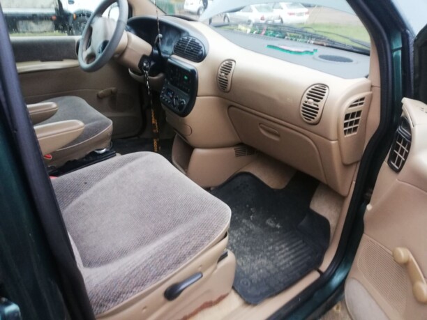 Dodge Grand Caravan III, 7 мест, 1997 г.