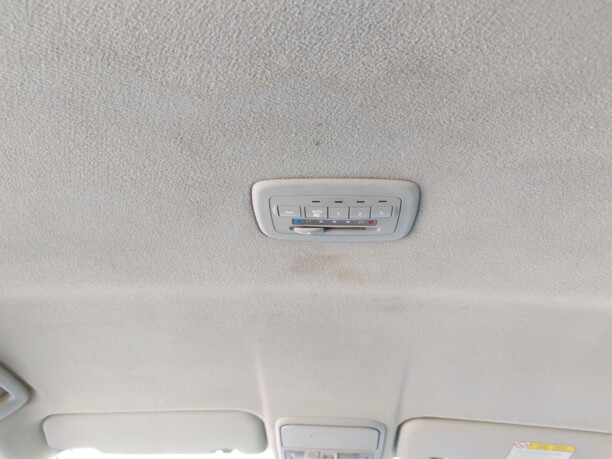 Mitsubishi Grandis, 7 мест, 2006 г.
