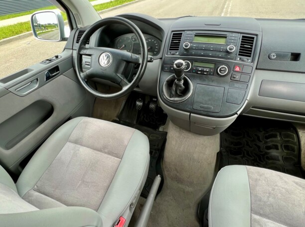 Volkswagen Multivan T5, 2003 г.