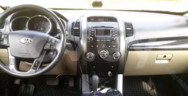 Kia Sorento II, 7 мест, 2010 г.
