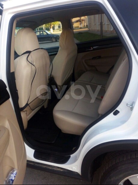 Kia Sorento II, 7 мест, 2010 г.