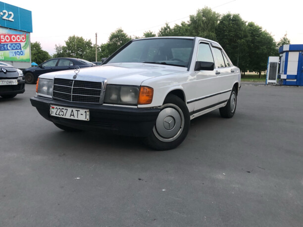 Mercedes-Benz 190 (W201), 1987 г.