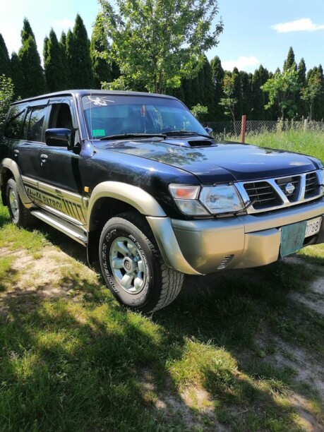 Nissan Patrol Y61, 7 мест, 1999 г.