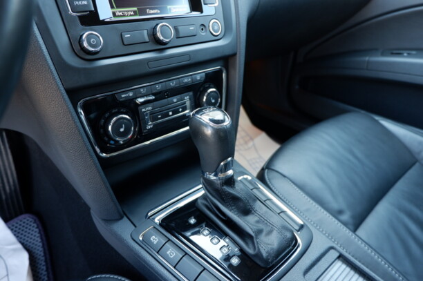 Skoda Superb II · Рестайлинг, 2013 г.